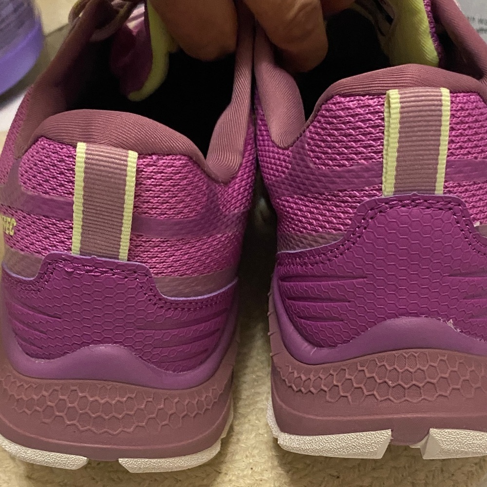 Women's Magenta All-Weather Athletic Sneakers size 11 - Picture 9 of 13